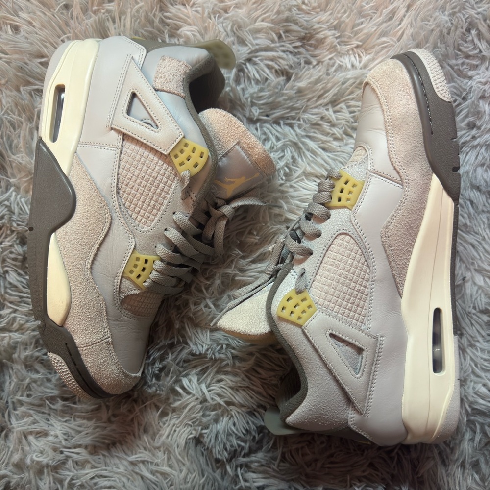 JORDAN 4 RETRO SE CRAFT PHOTON DUST SIZE 11.5M